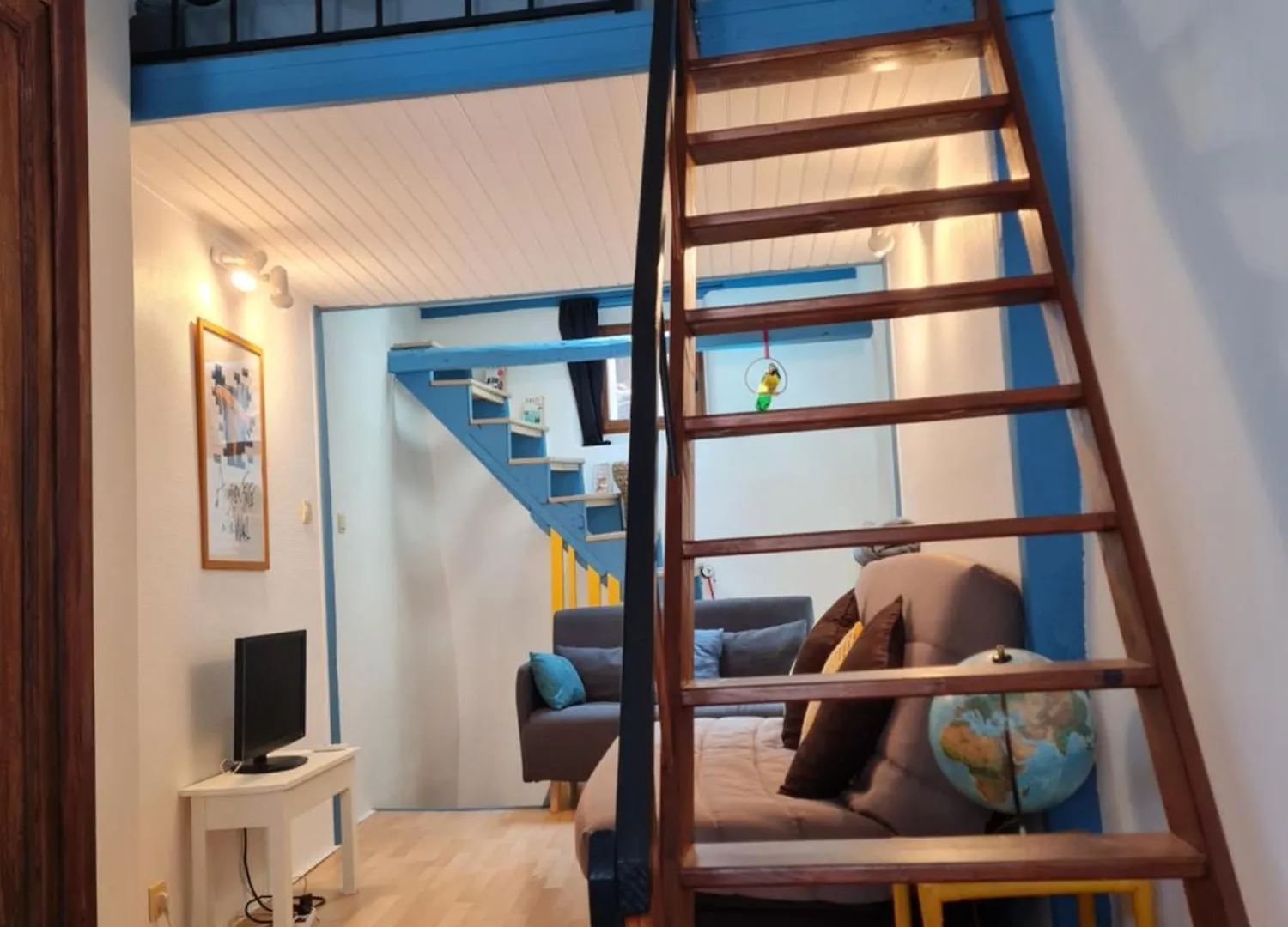 Holiday home La Maison-Frite, Pour Un Sejour Insolite A Foix ! France